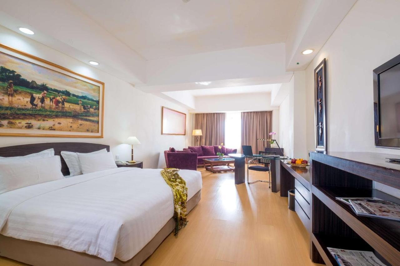 Sintesa Peninsula Hotel Palembang Eksteriør billede