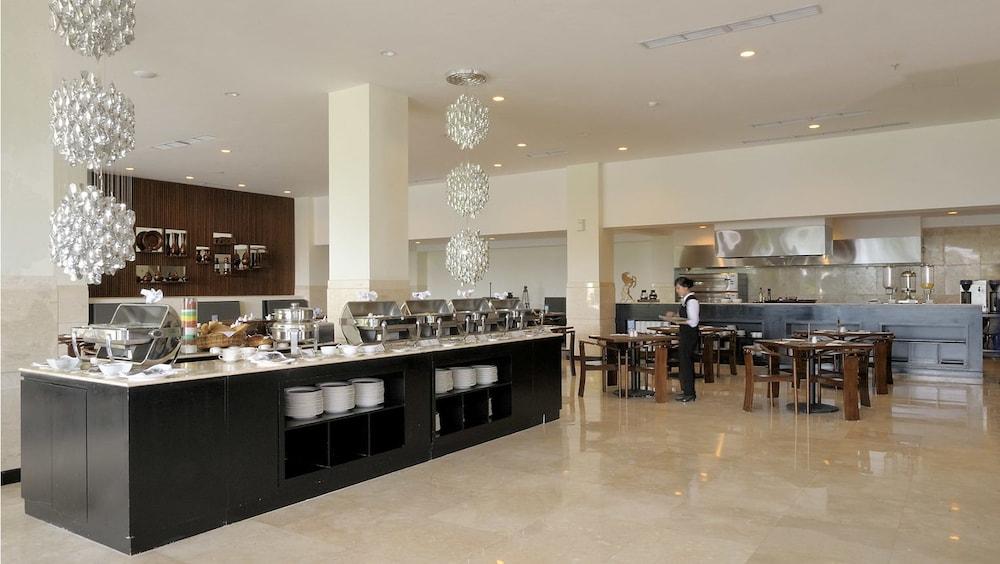 Sintesa Peninsula Hotel Palembang Eksteriør billede